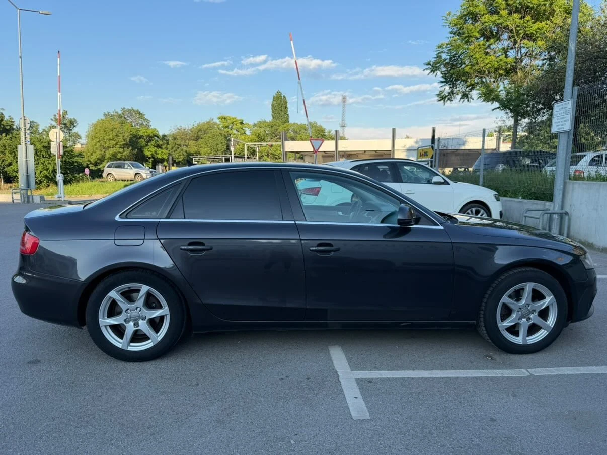 Audi A4 2.0 tdi B8, снимка 4 - Автомобили и джипове - 55148070
