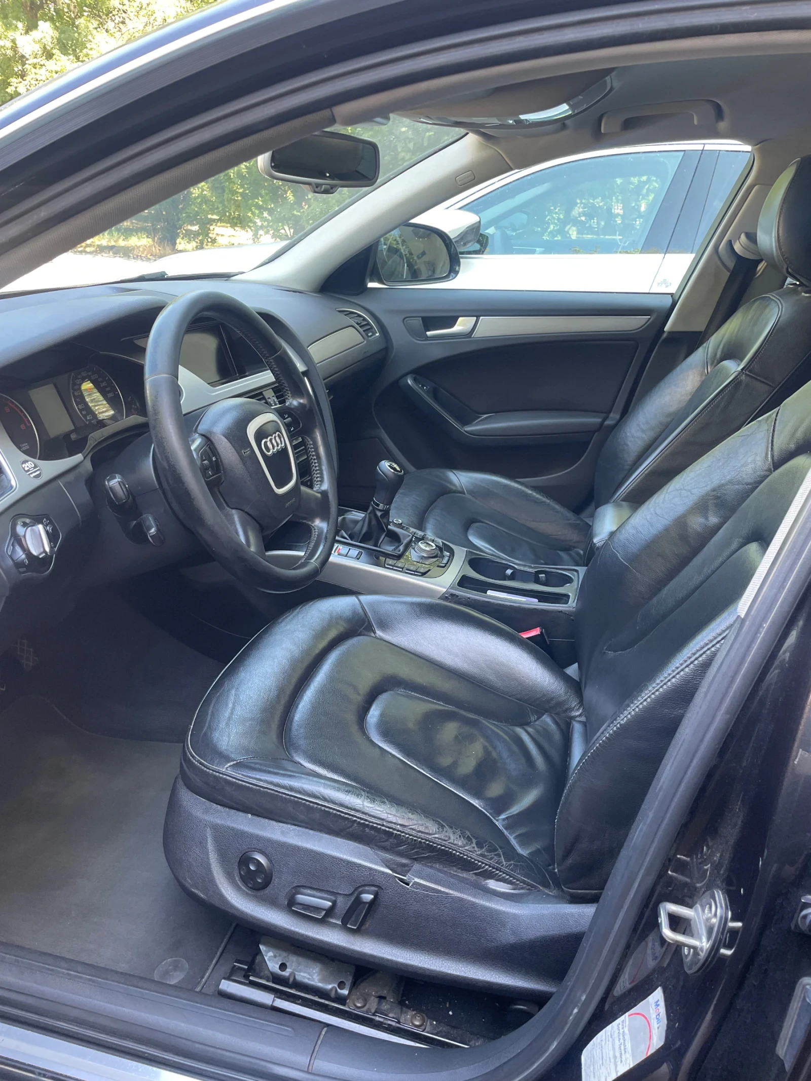 Audi A4 2.0 tdi B8, снимка 5 - Автомобили и джипове - 55656279