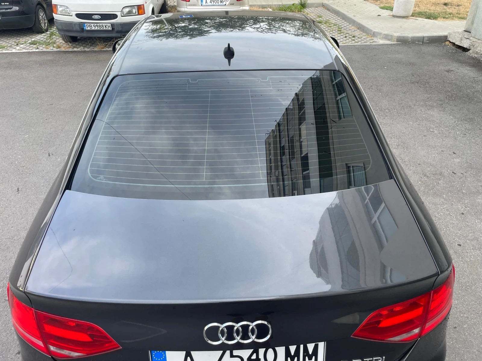 Audi A4 2.0 tdi B8, снимка 13 - Автомобили и джипове - 55656279