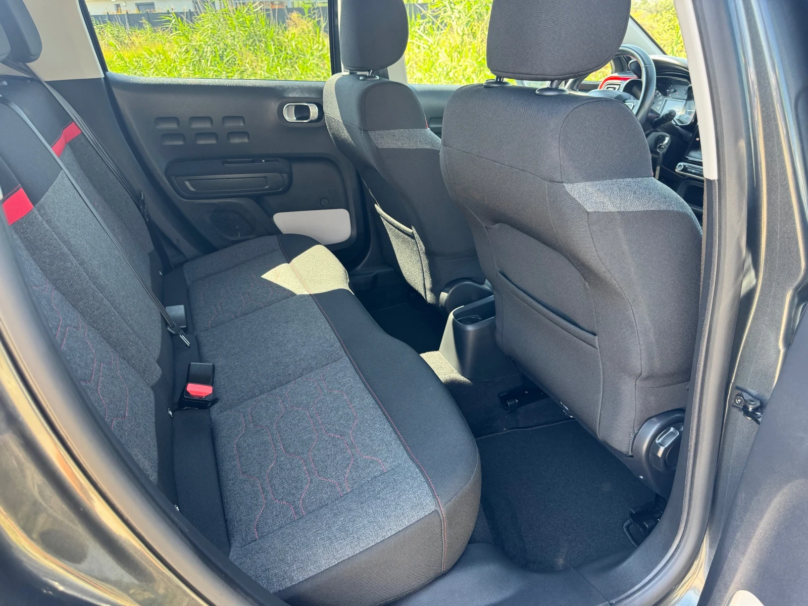Citroen C3 1.6 HDI * NAVI* CAMERA* SERVICE* , снимка 13 - Автомобили и джипове - 55492298
