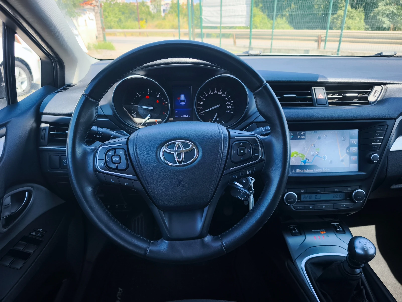 Toyota Avensis 2.0 D-4D Fcelift, снимка 14 - Автомобили и джипове - 55500495
