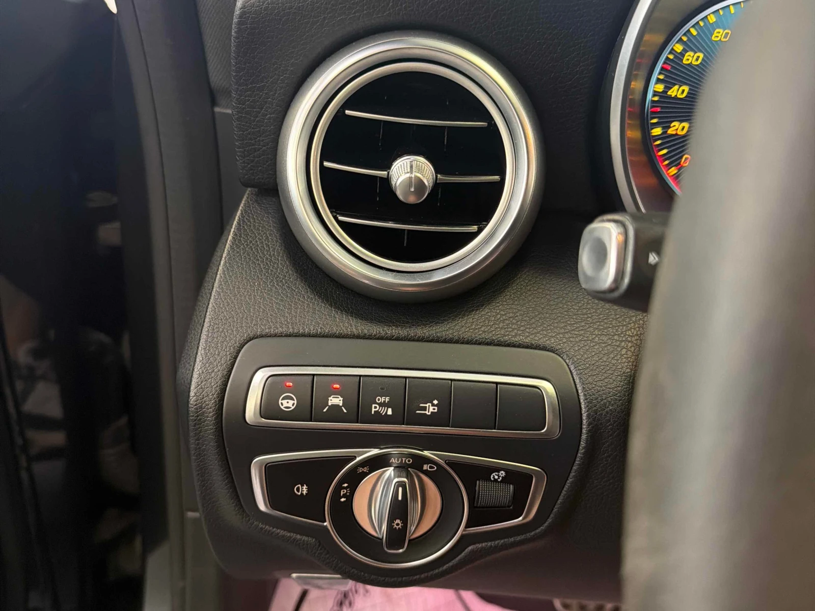 Mercedes-Benz AMG GT C * 43 * CARFAX * ЦЕНА ДО БГ, снимка 8 - Автомобили и джипове - 55804012