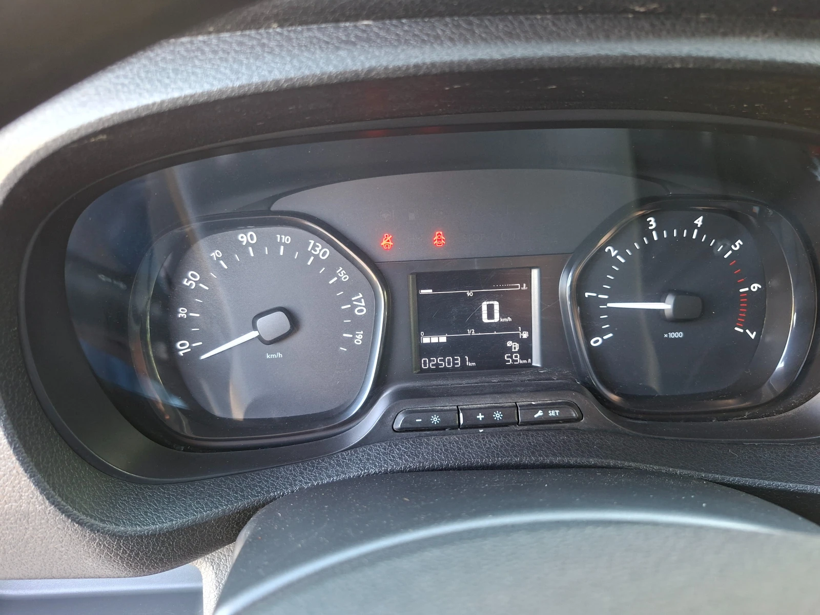 Citroen Jumpy 2.0 .Щвейцария., снимка 8 - Автомобили и джипове - 55887858