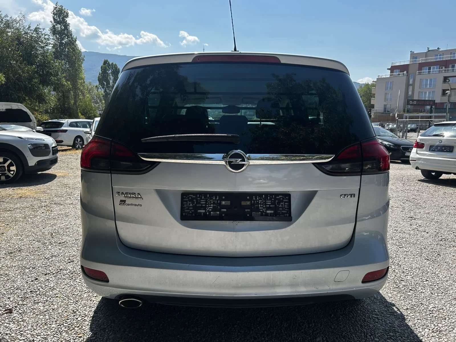 Opel Zafira 2.0 CDTI, снимка 5 - Автомобили и джипове - 55922336