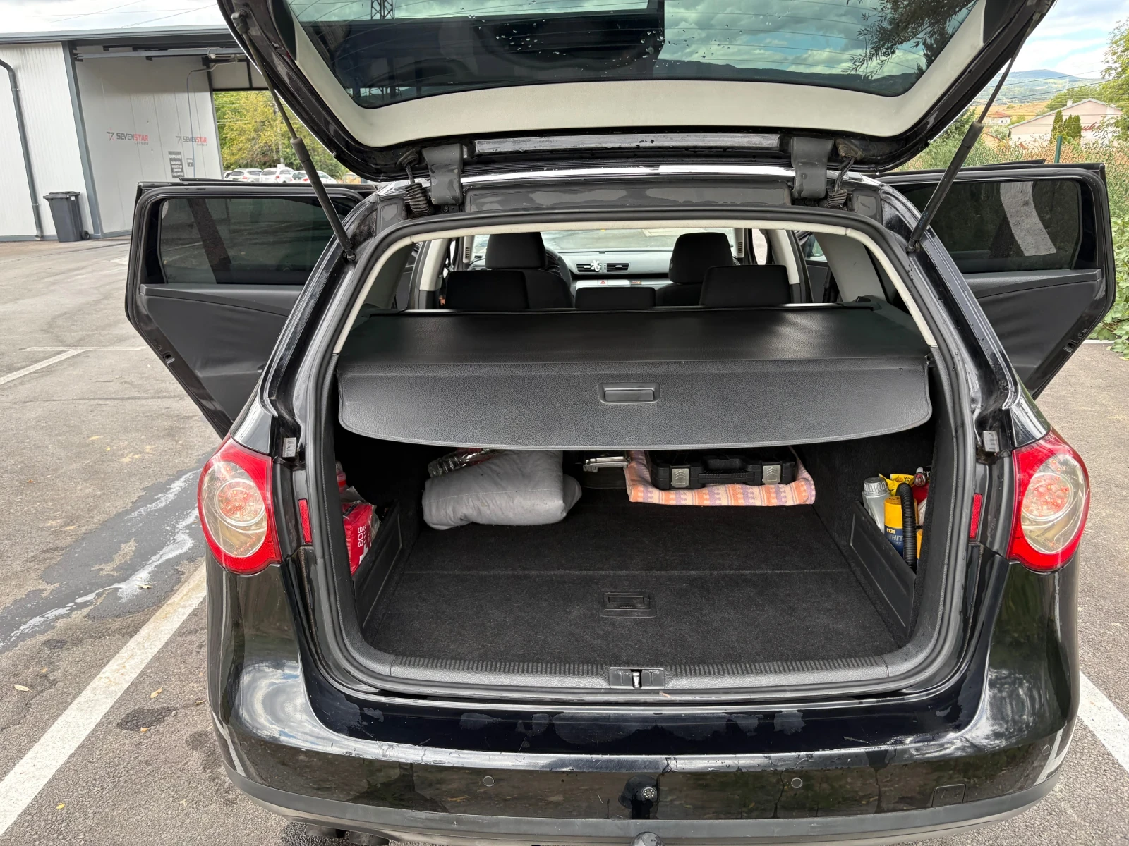 VW Passat 1.9 TDI, снимка 7 - Автомобили и джипове - 56275370