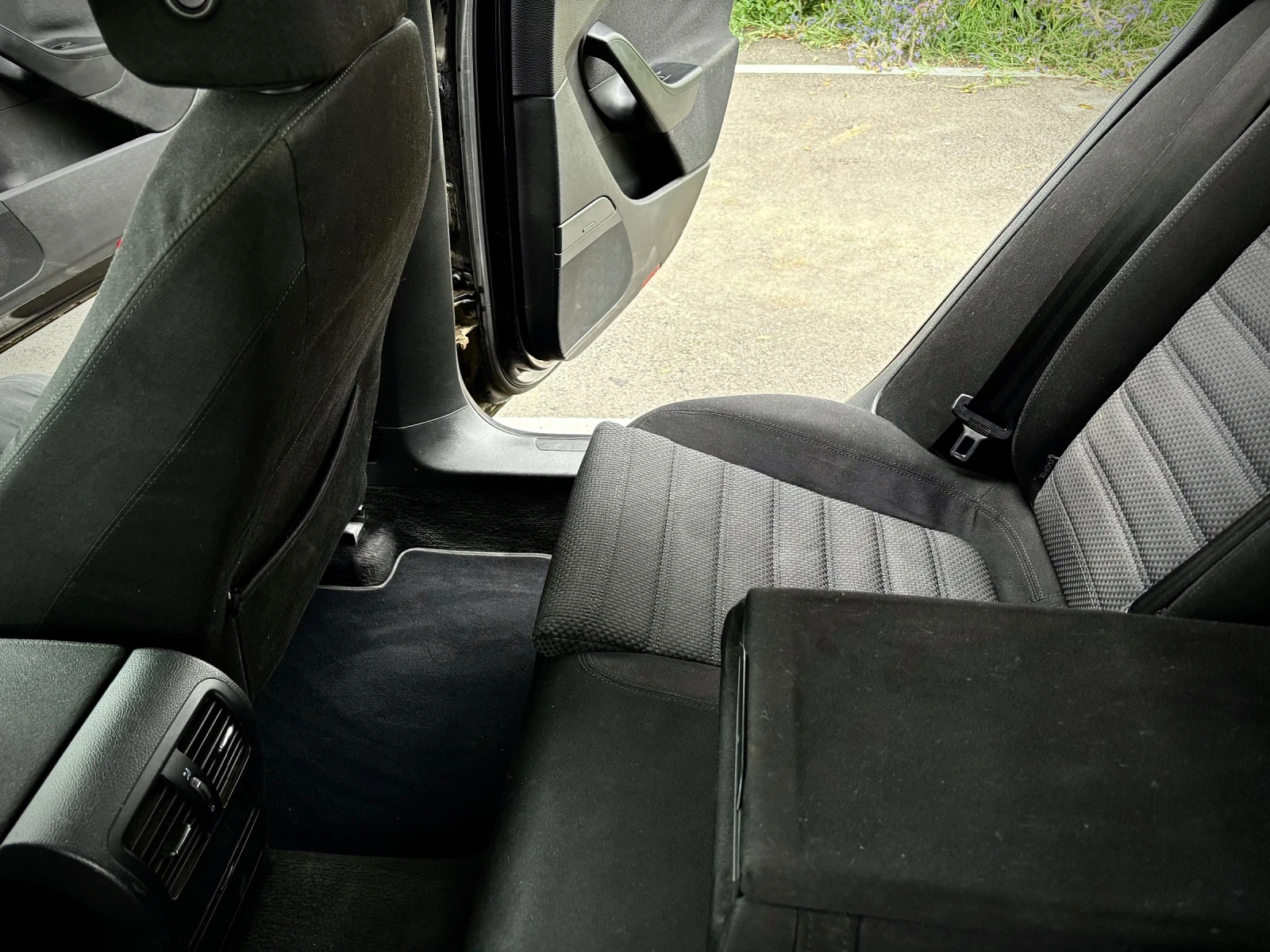 VW Passat 1.9 TDI, снимка 8 - Автомобили и джипове - 56275370