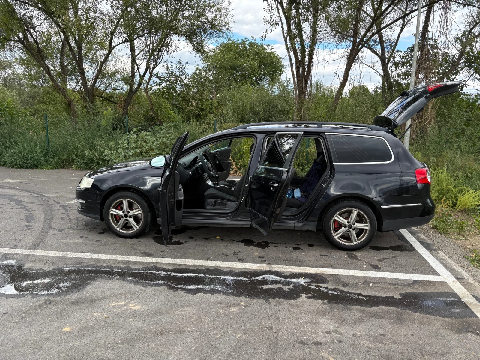 VW Passat 1.9 TDI, снимка 6 - Автомобили и джипове - 56275370