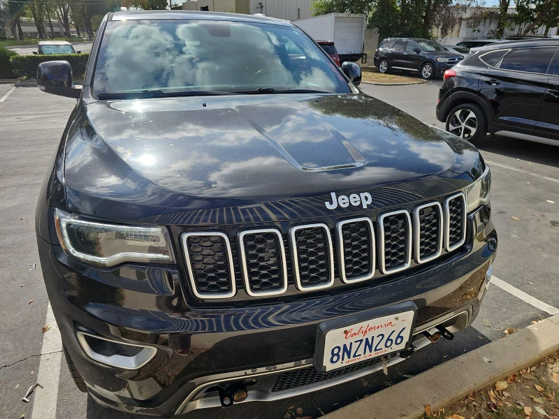 Jeep Grand cherokee STERLING EDITION Обдух* Пано* 8ZF* Apple CarPlay* , снимка 1 - Автомобили и джипове - 48174137