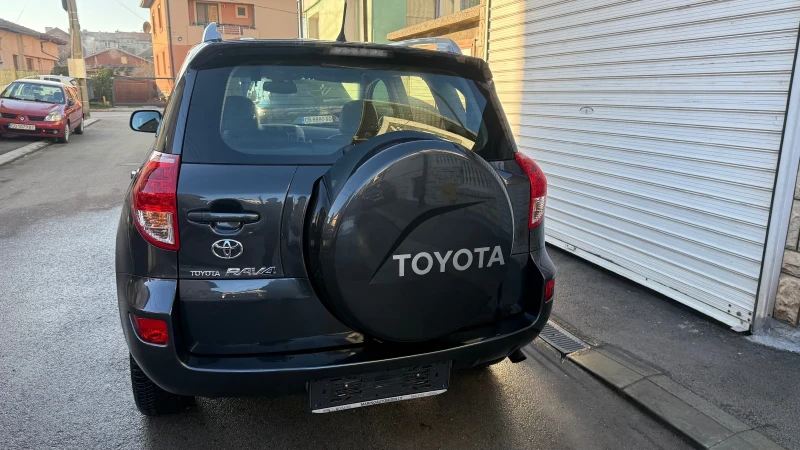 Toyota Rav4 ВСИЧКИ ЕКСТРИ, снимка 7 - Автомобили и джипове - 52711396