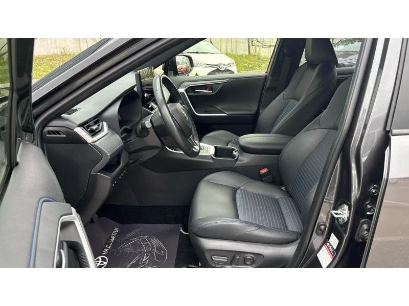Toyota Rav4 2.5HSD SELECTION AWD, снимка 12 - Автомобили и джипове - 54516243