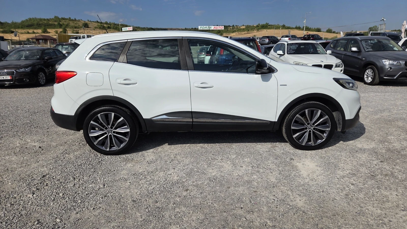 Renault Kadjar АВТОМАТИК/ LED ФАРОВЕ/ КОЖА/ ТОП СЪСТОЯНИЕ - изображение 7