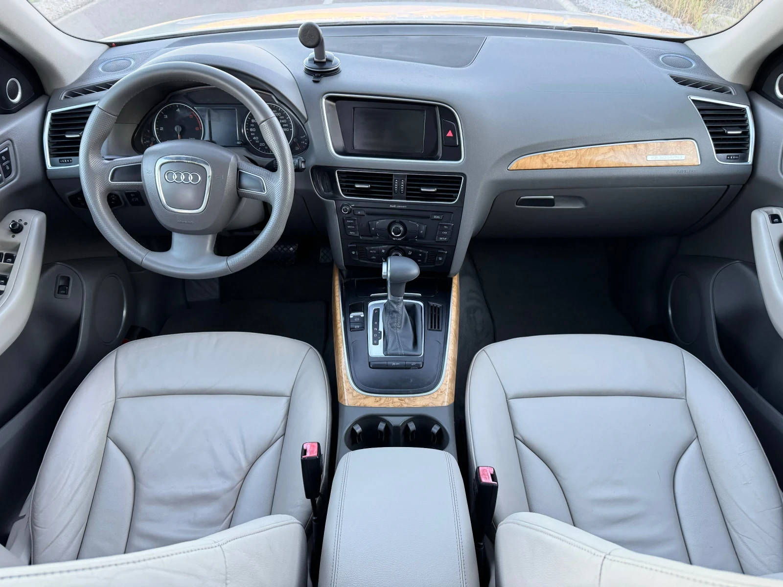 Audi Q5 2.0TDI / QUATTRO / S LINE / KOJA / PANORAMA / BANG - изображение 10