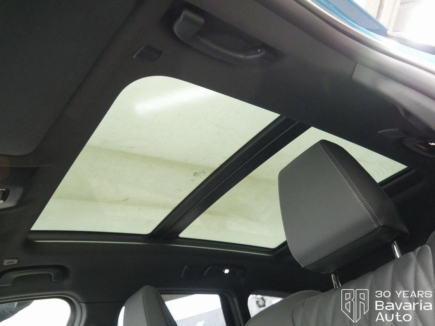 BMW iX1 30 xDrive M Sport Paket  | Mobile.bg   9