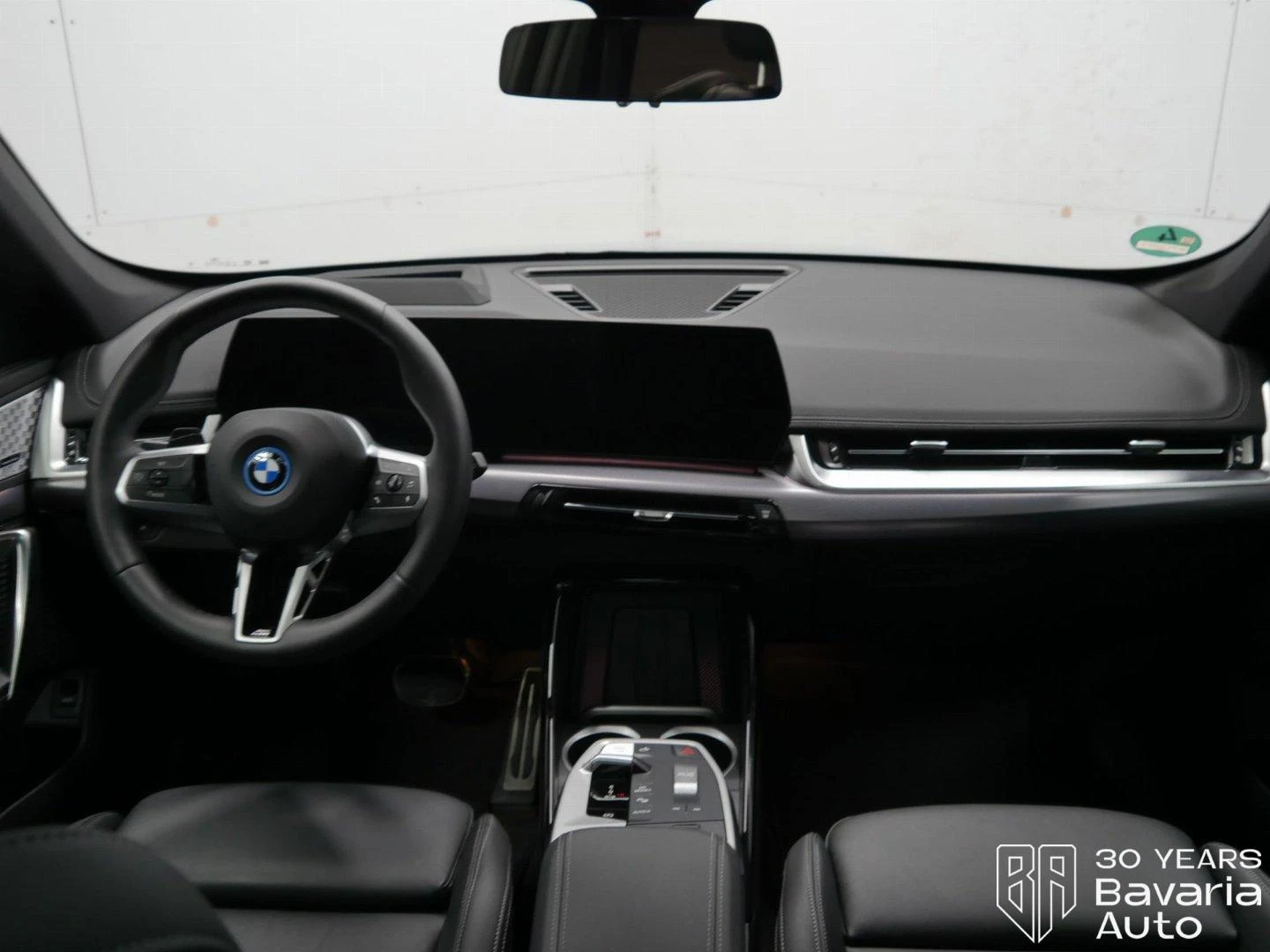 BMW iX1 30 xDrive M Sport Paket  | Mobile.bg   6