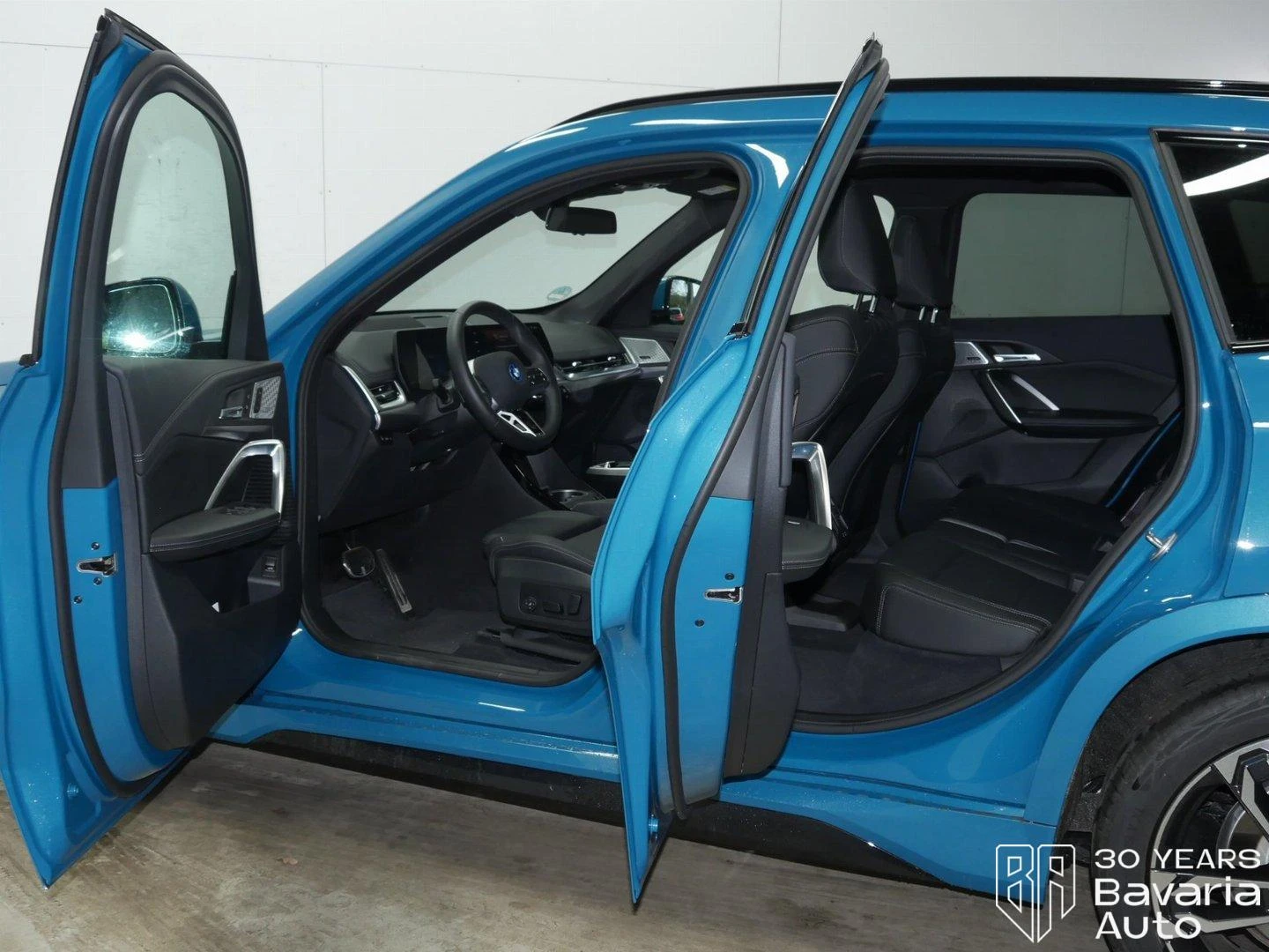 BMW iX1 30 xDrive M Sport Paket  | Mobile.bg   5