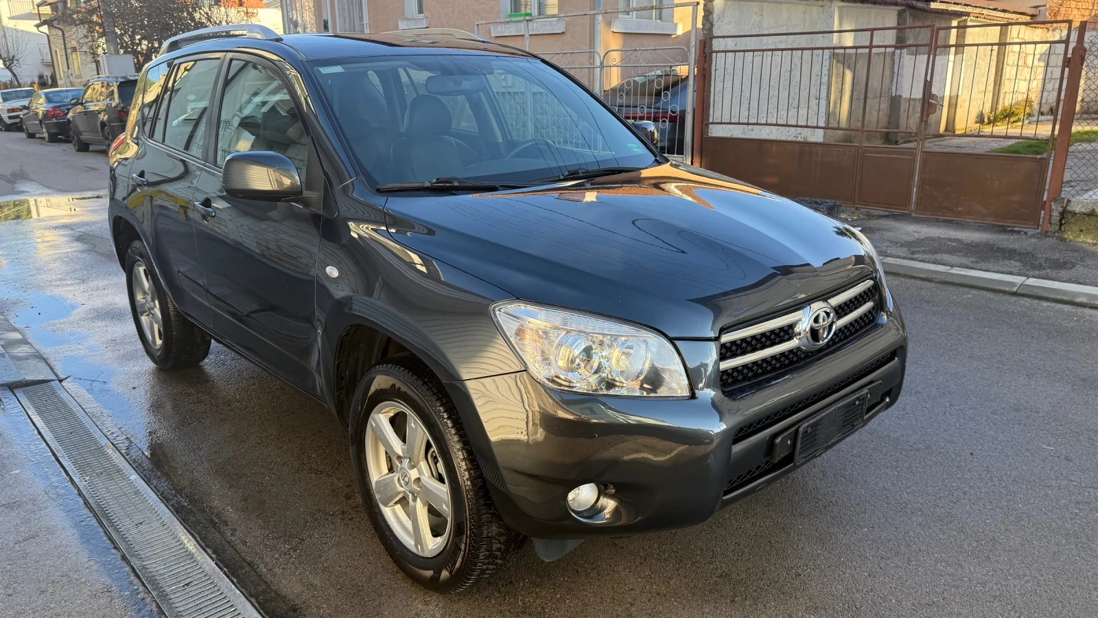 Toyota Rav4   | Mobile.bg   3