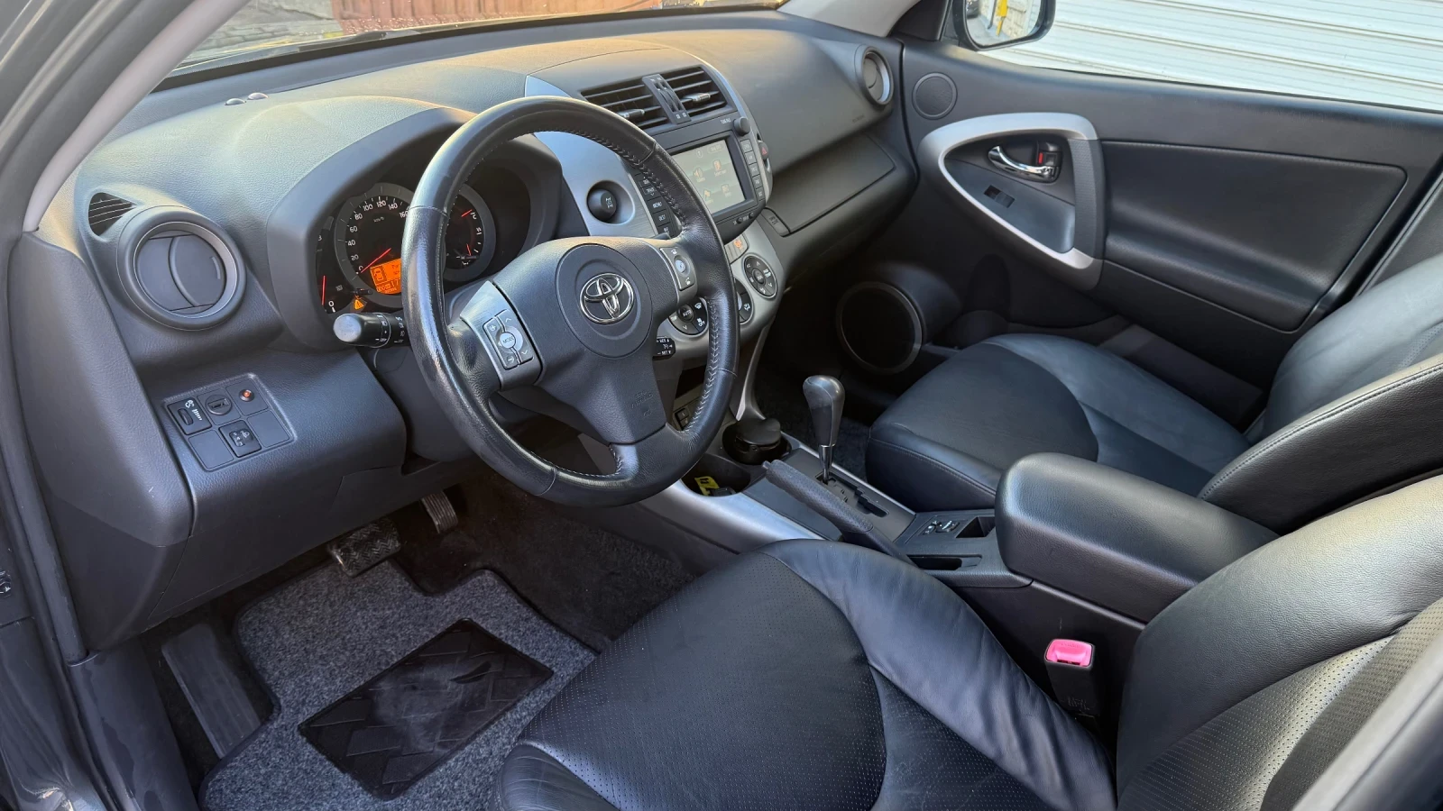 Toyota Rav4   | Mobile.bg   14