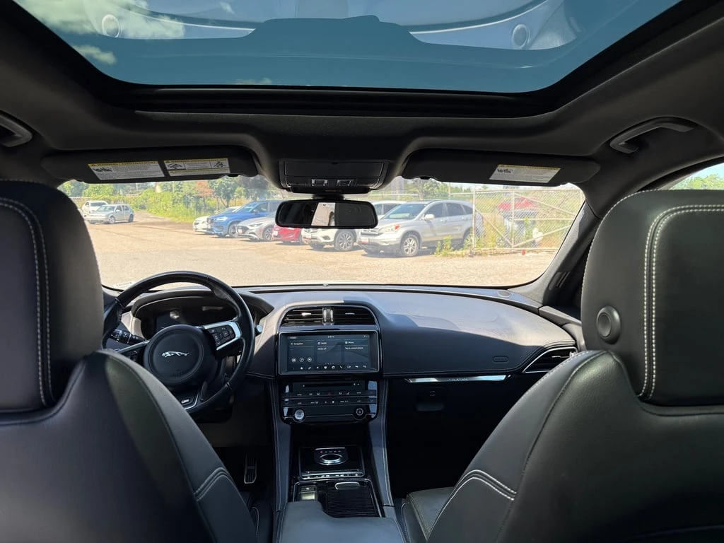 Jaguar F-PACE * S * CARFAX * Keyless * ПАНО *  - изображение 7