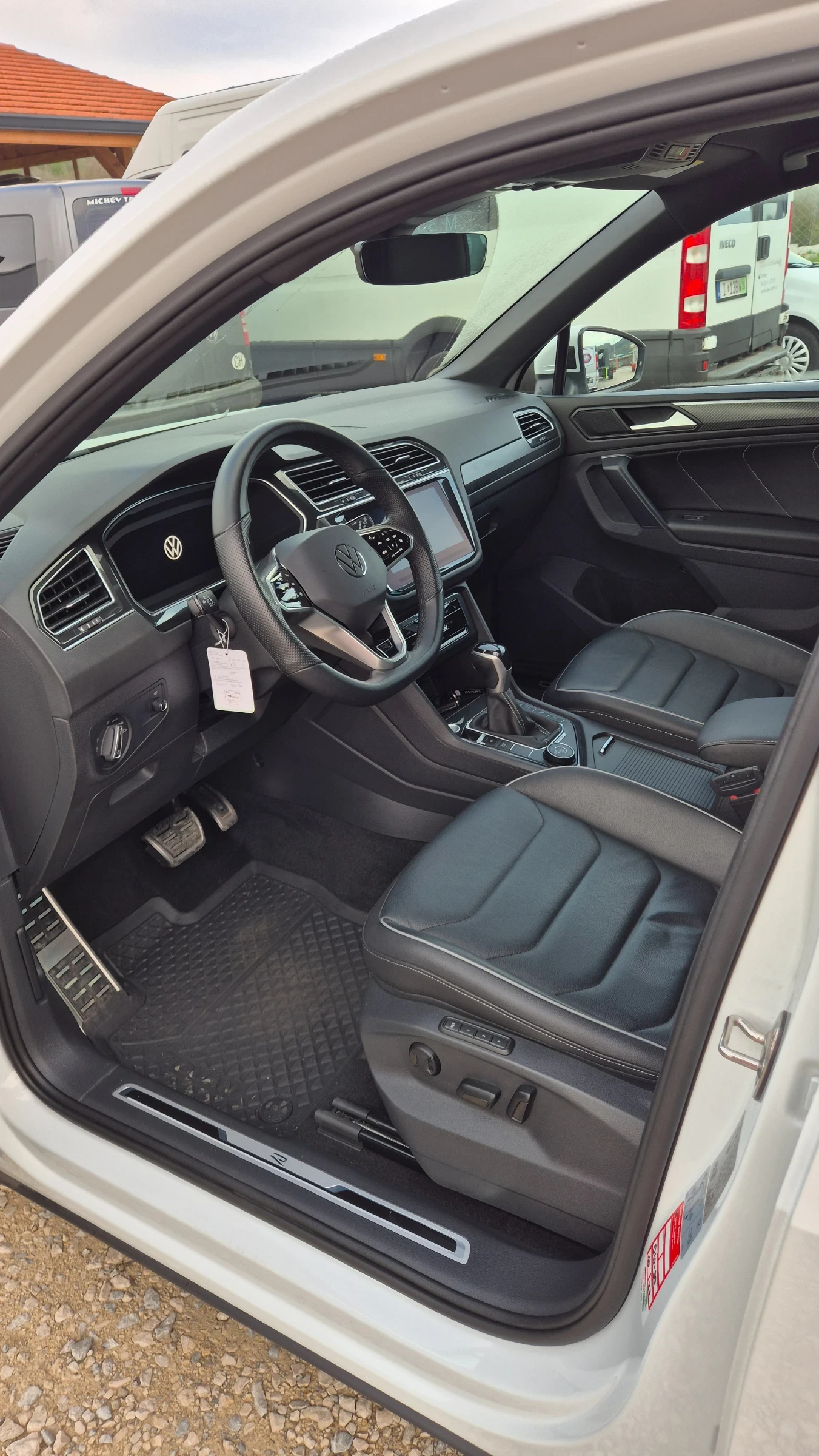 VW Tiguan 2.0TDI* R-Line* 4Motion* 200�.�.* ���������*  | Mobile.bg � ����������� 8