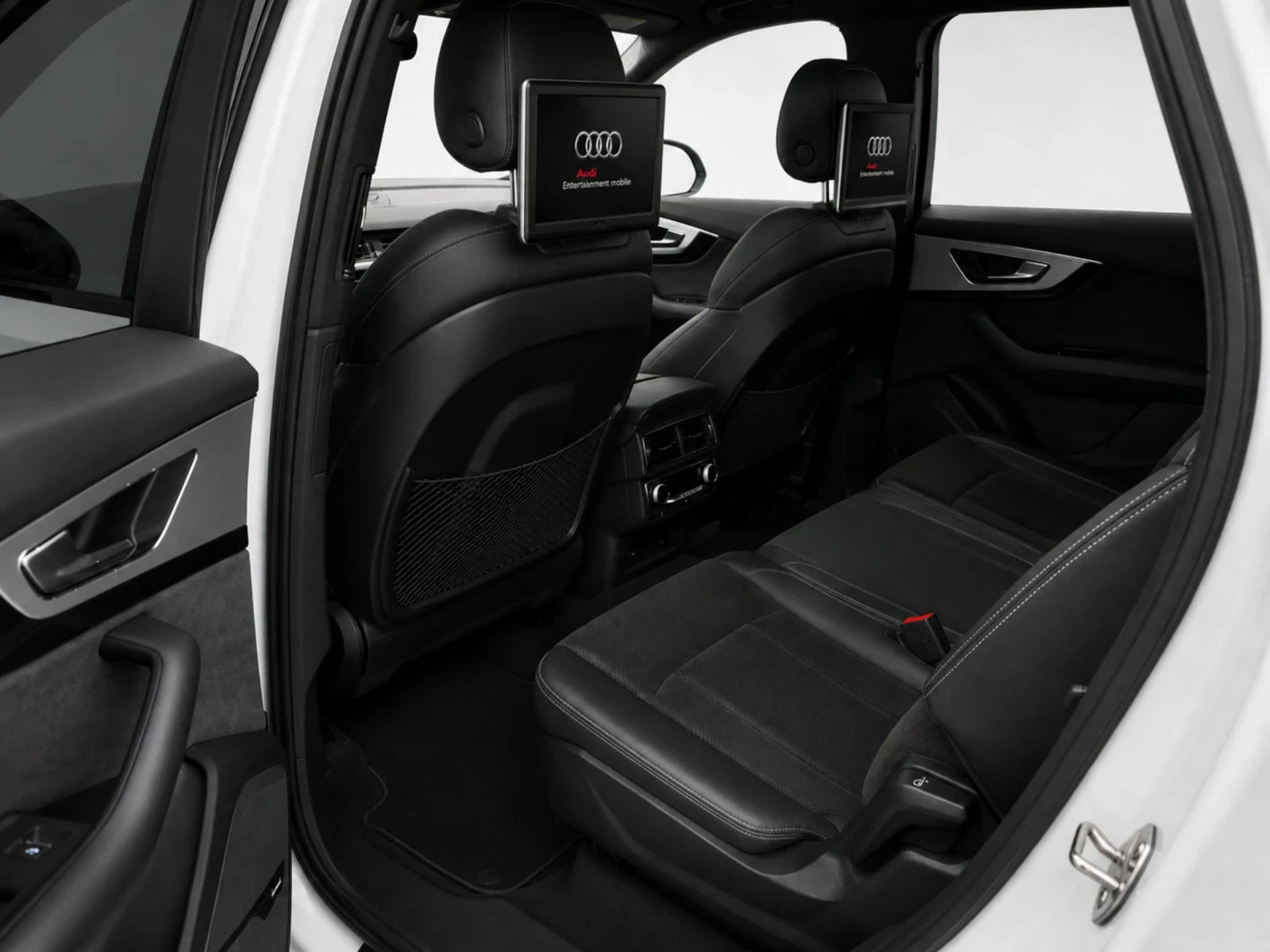 Audi Q7 Очакван Внос Q7 3.0TDI MATRIXHUDPANOCAM6+ 1 , снимка 6 - Автомобили и джипове - 55303799