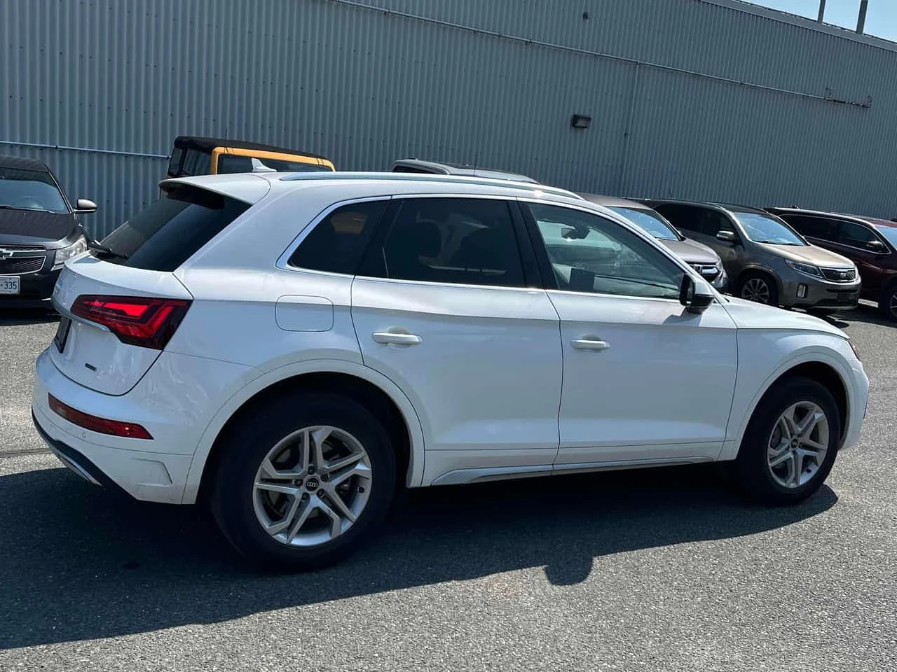 Audi Q5 KOFORT QUATTRO * ДИСТРОНИК* ПАНОРАМА* ПОДГРЕВИ* , снимка 4 - Автомобили и джипове - 55640008