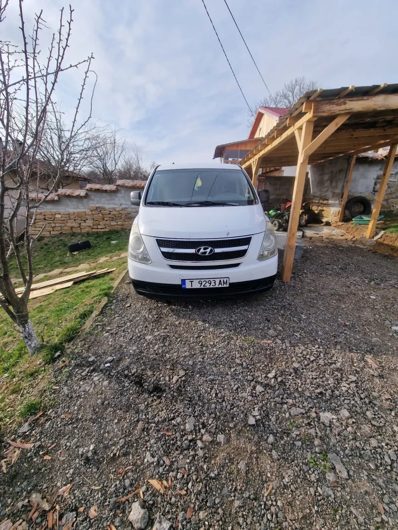 Hyundai H1, снимка 1 - Бусове и автобуси - 48929963