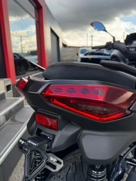 Yamaha X-max 300-TECH MAX-ABS-TCS-NAVI-BLUETOOTH-TOP, снимка 11
