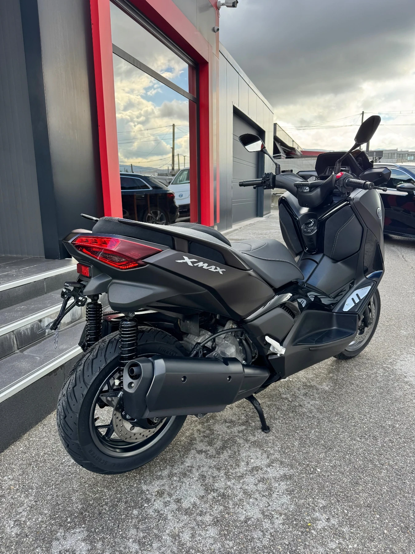 Yamaha X-max 300-TECH MAX-ABS-TCS-NAVI-BLUETOOTH-TOP, снимка 3 - Мотоциклети и мототехника - 54092727