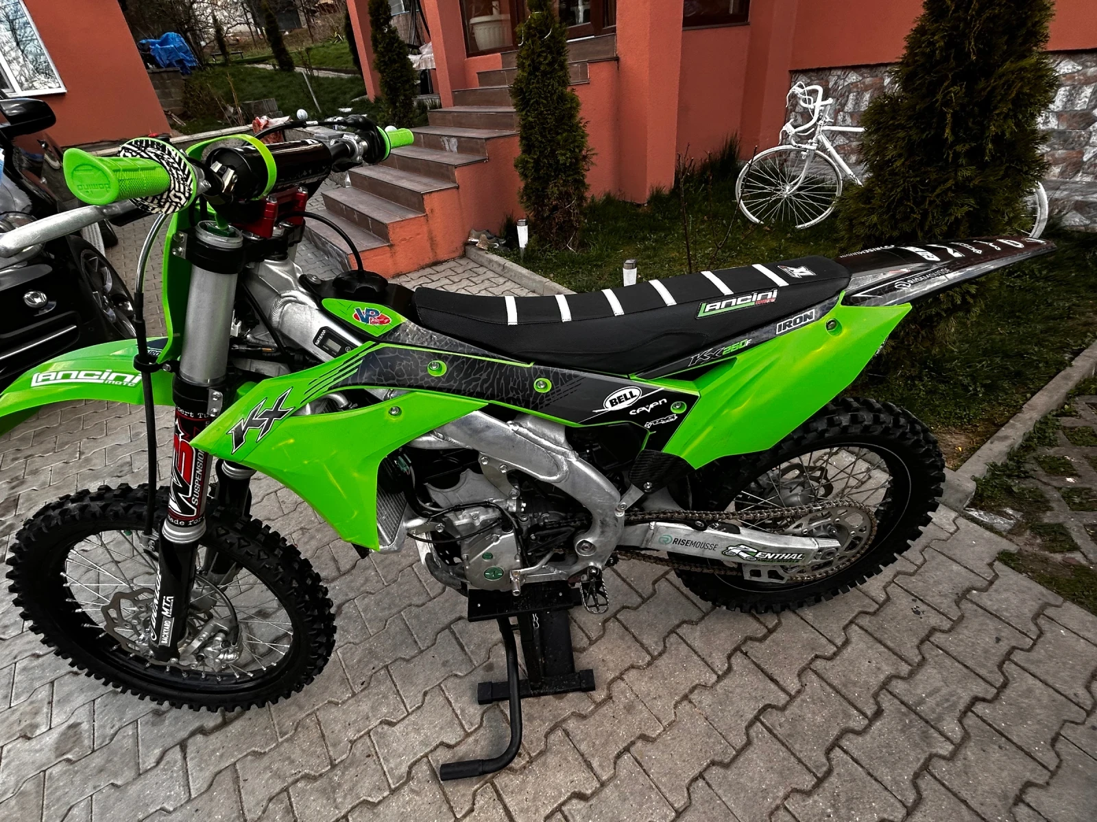 Kawasaki 250 Kxf, снимка 2 - Мотоциклети и мототехника - 54150407