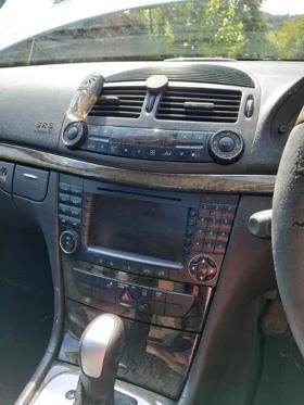 Навигация за МЕРЦЕДЕС E 320 2004, снимка 1