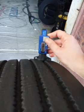 Гуми Всесезонни 265/70R19.5, снимка 4