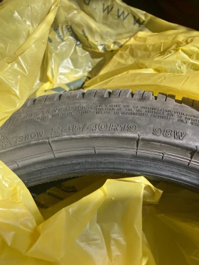 Гуми Зимни 245/40R19, снимка 2
