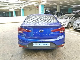 Hyundai Elantra | Mobile.bg   8