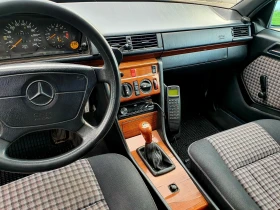 Mercedes-Benz E 220, снимка 5