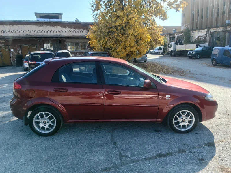 Chevrolet Lacetti 2.0 Diesel 121ps, Facelift модел 2010 година, снимка 3 - Автомобили и джипове - 43985821