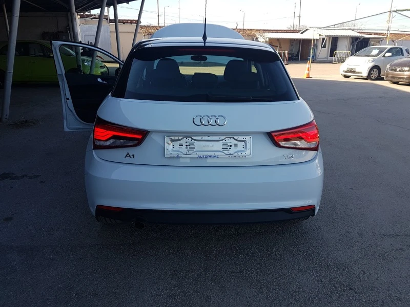 Audi A1 1.6TDI 116кс, снимка 4 - Автомобили и джипове - 44163352