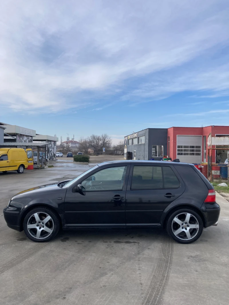 VW Golf 1.9 TDI , снимка 4 - Автомобили и джипове - 48536737