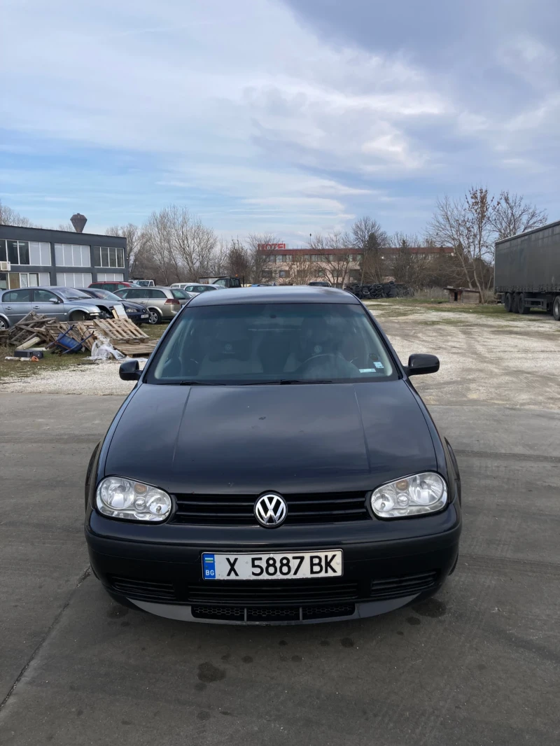 VW Golf 1.9 TDI , снимка 1 - Автомобили и джипове - 48536737