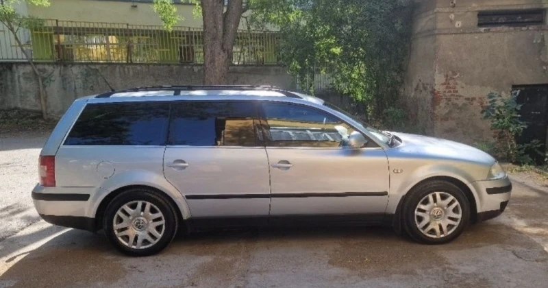 VW Passat 1.8T B5.5 Нов ГИ , снимка 3 - Автомобили и джипове - 48797464