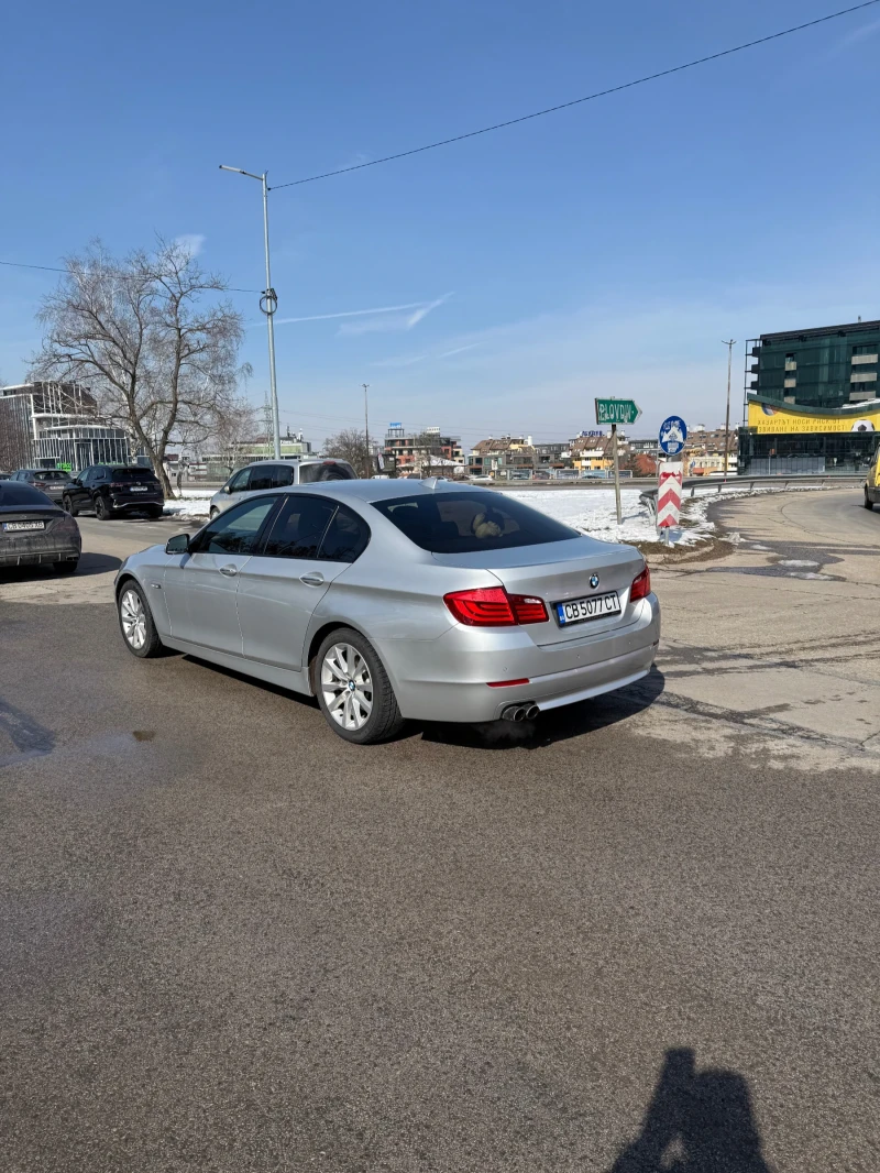 BMW 523 3.0i 204кс, снимка 7 - Автомобили и джипове - 49232956