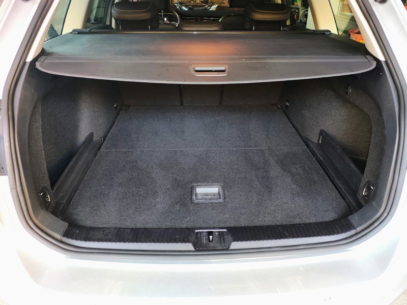 VW Passat 4 Motion Elegance, снимка 14 - Автомобили и джипове - 52460496