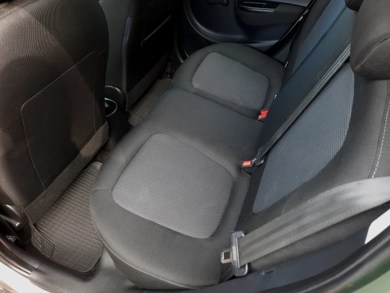 Hyundai I20 1.25i, снимка 7 - Автомобили и джипове - 50589840