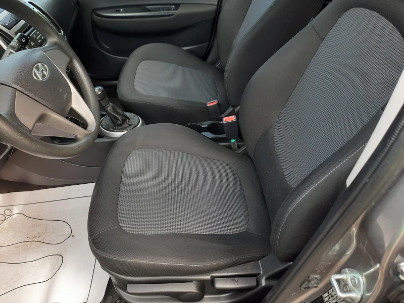 Hyundai I20 1.25i, снимка 9 - Автомобили и джипове - 50589840