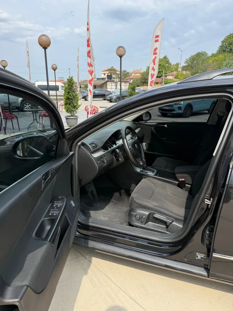 VW Passat 2.0 TDI. Автоматик, снимка 13 - Автомобили и джипове - 51843224