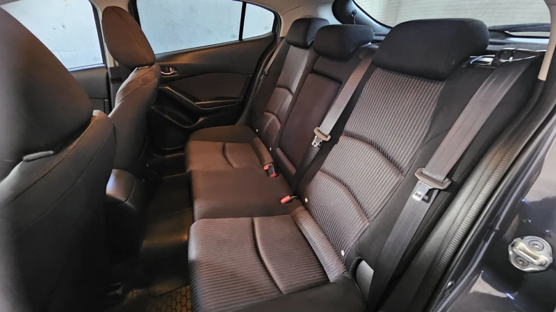 Mazda 3 SkyD 150 hp, снимка 9 - Автомобили и джипове - 52667416