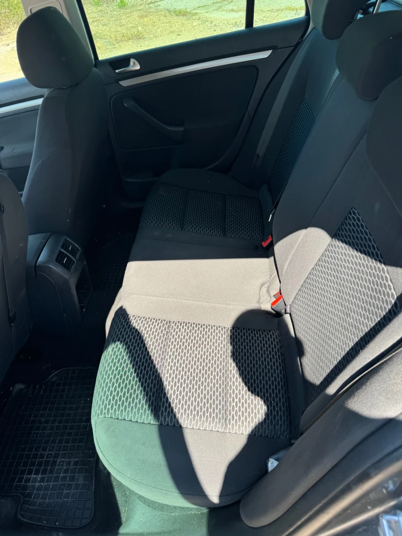 VW Golf, снимка 7 - Автомобили и джипове - 52512642