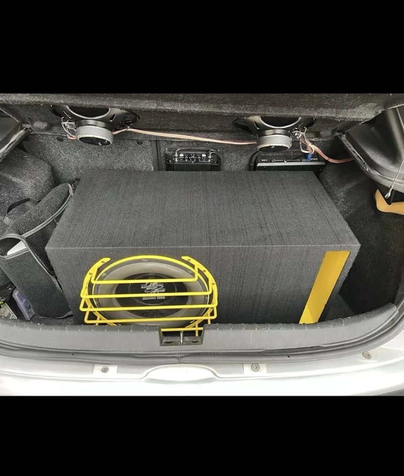 Alfa Romeo 147, снимка 10 - Автомобили и джипове - 52497872