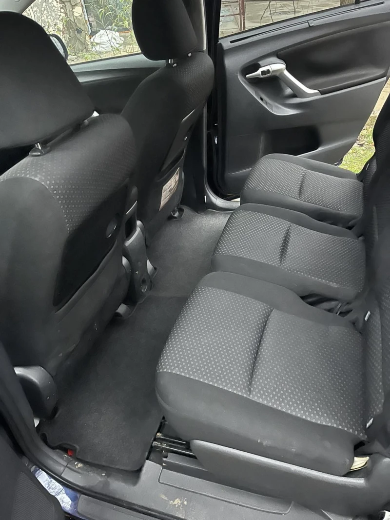 Toyota Verso, снимка 11 - Автомобили и джипове - 52668696