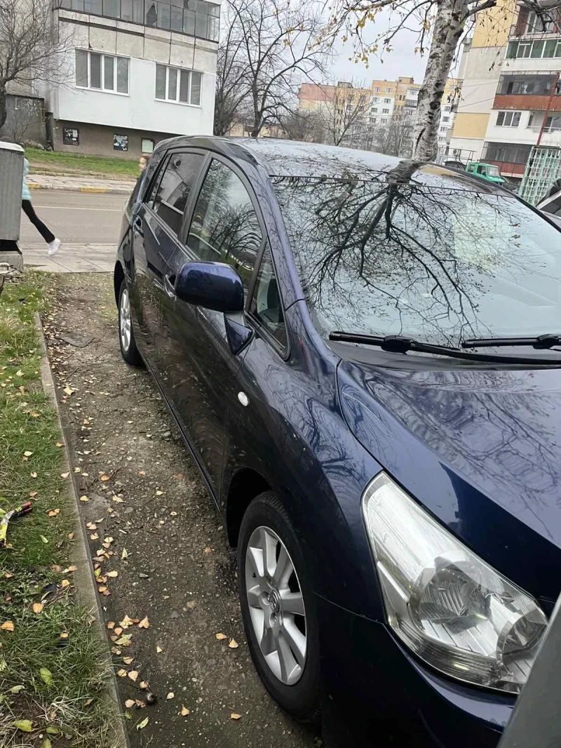 Toyota Verso, снимка 10 - Автомобили и джипове - 52668696