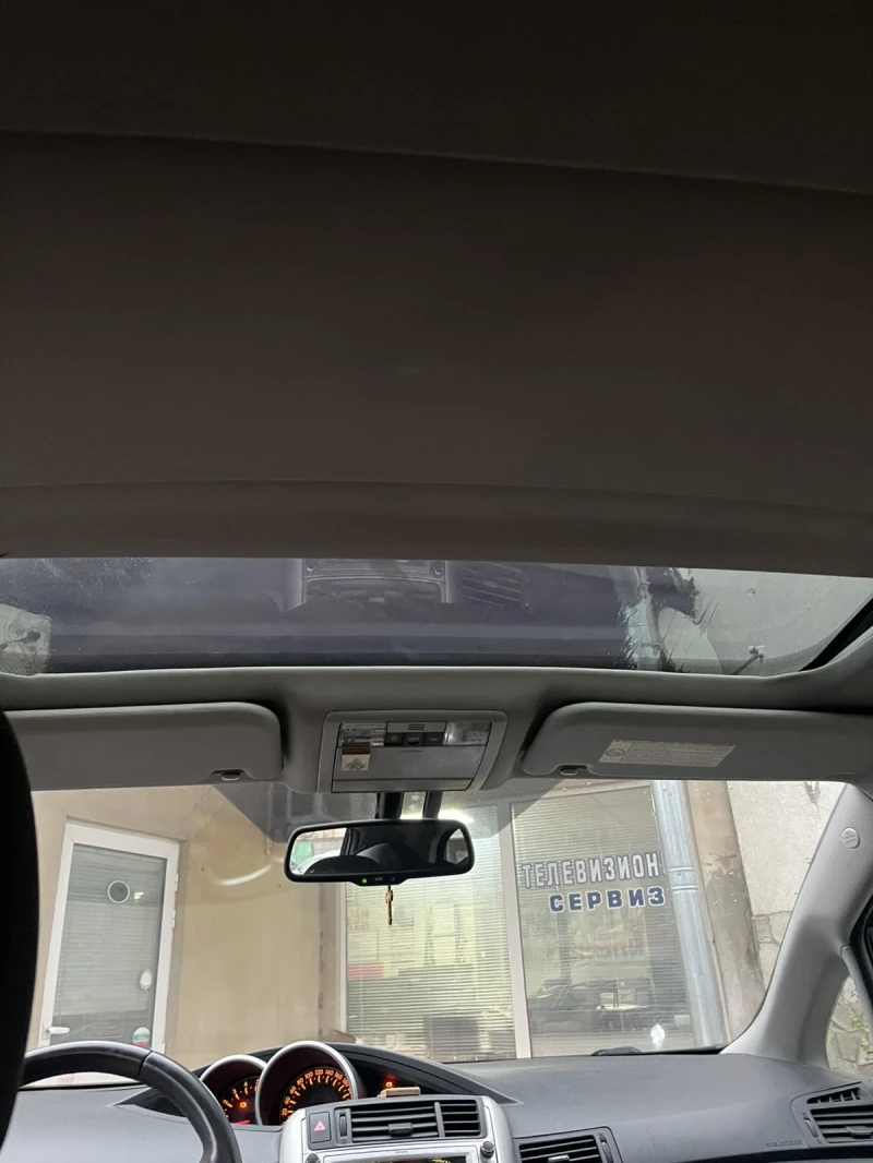 Toyota Verso, снимка 12 - Автомобили и джипове - 52668696